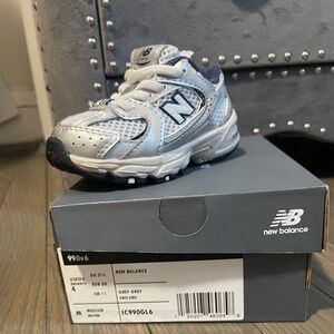 New balance sneaker